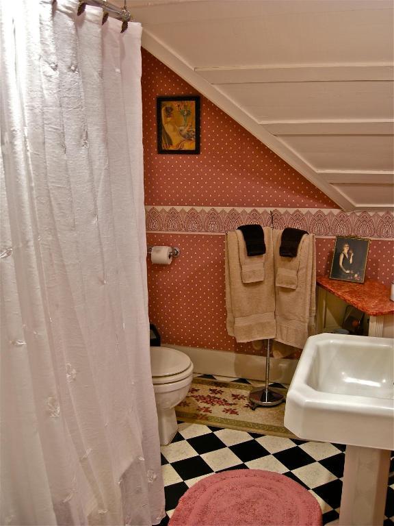 The Old Tower House Bed & Breakfast North Bend Habitación foto